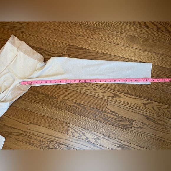 Outdoor Voices 7/8 Tri-Tone Warm Up Leggings Desert Oatmeal Cloud - Picture 13 of 13